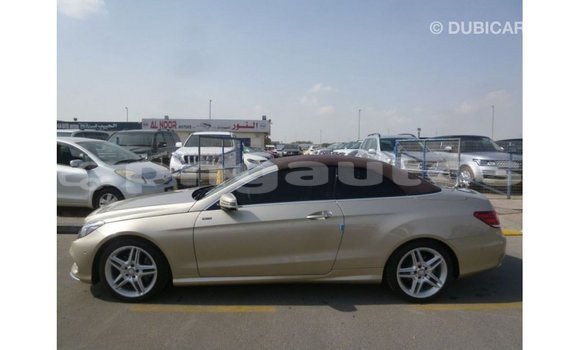Buy Import Mercedes-Benz 200 Other Car in Import - Dubai in Enga Buy Import Mercedes-Benz 200 Other Car in Import - Dubai in Enga
