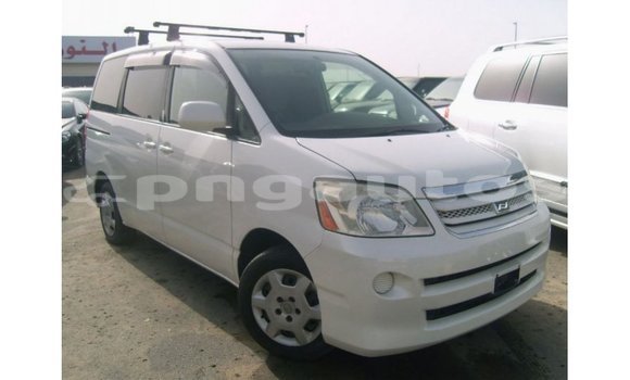 Buy Import Toyota Noah White Car in Import - Dubai in Enga Buy Import Toyota Noah White Car in Import - Dubai in Enga