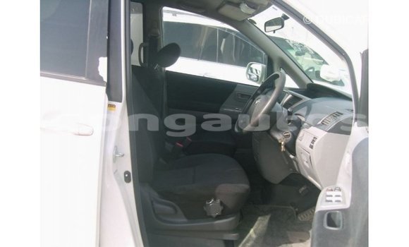Buy Import Toyota Noah White Car in Import - Dubai in Enga Buy Import Toyota Noah White Car in Import - Dubai in Enga