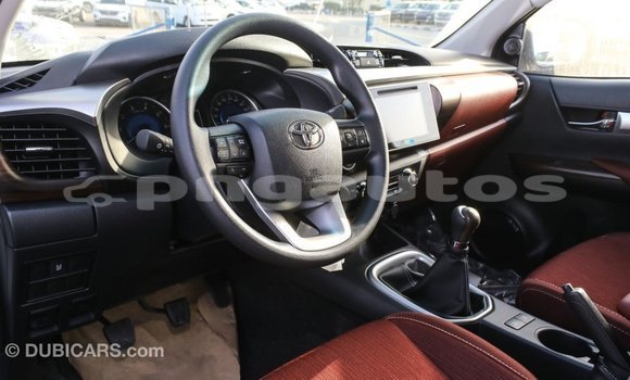 Buy Import Toyota Hilux White Car in Import - Dubai in Enga Buy Import Toyota Hilux White Car in Import - Dubai in Enga