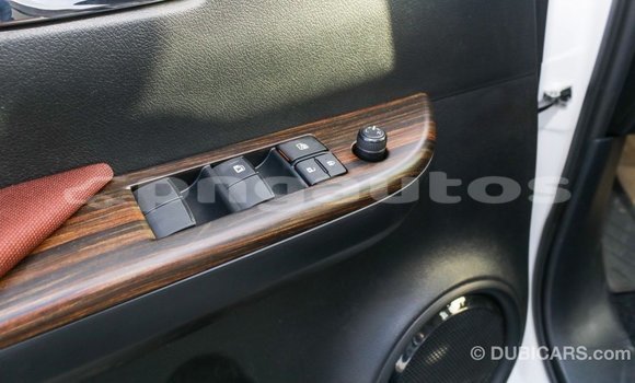 Buy Import Toyota Hilux White Car in Import - Dubai in Enga Buy Import Toyota Hilux White Car in Import - Dubai in Enga