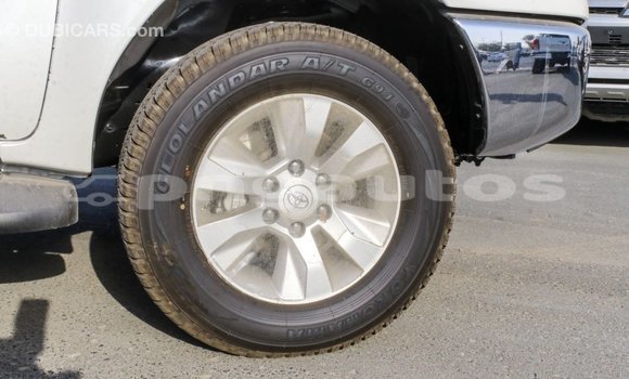 Buy Import Toyota Hilux White Car in Import - Dubai in Enga Buy Import Toyota Hilux White Car in Import - Dubai in Enga