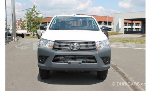 Buy Import Toyota Hilux White Car in Import - Dubai in Enga Buy Import Toyota Hilux White Car in Import - Dubai in Enga