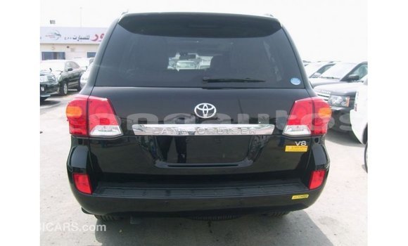 Buy Import Toyota Land Cruiser Black Car in Import - Dubai in Enga Buy Import Toyota Land Cruiser Black Car in Import - Dubai in Enga