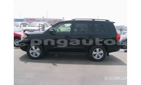 Buy Import Toyota Land Cruiser Black Car in Import - Dubai in Enga Buy Import Toyota Land Cruiser Black Car in Import - Dubai in Enga