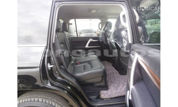 Buy Import Toyota Land Cruiser Black Car in Import - Dubai in Enga Buy Import Toyota Land Cruiser Black Car in Import - Dubai in Enga