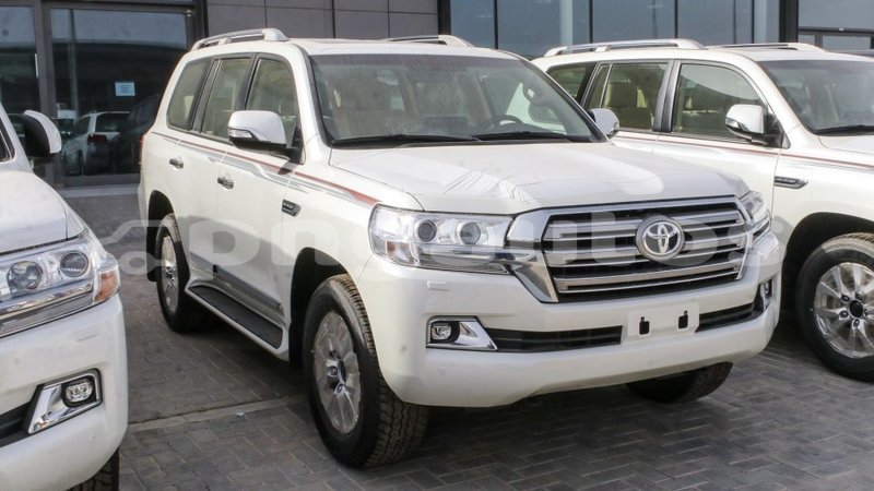 Big with watermark toyota land cruiser enga import dubai 4982