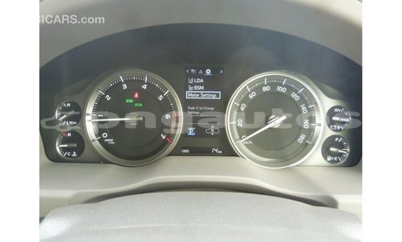 Buy Import Toyota Land Cruiser White Car in Import - Dubai in Enga Buy Import Toyota Land Cruiser White Car in Import - Dubai in Enga