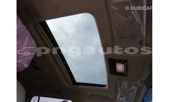 Buy Import Toyota Land Cruiser White Car in Import - Dubai in Enga Buy Import Toyota Land Cruiser White Car in Import - Dubai in Enga