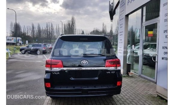 Buy Import Toyota Land Cruiser Black Car in Import - Dubai in Enga Buy Import Toyota Land Cruiser Black Car in Import - Dubai in Enga