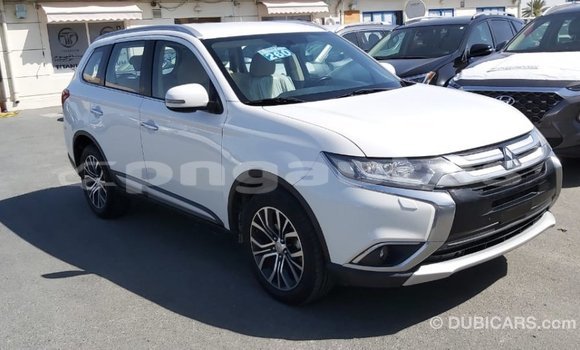 Buy Import Mitsubishi Outlander White Car in Import - Dubai in Enga Buy Import Mitsubishi Outlander White Car in Import - Dubai in Enga