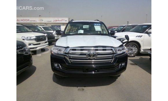 Buy Import Toyota Land Cruiser Black Car in Import - Dubai in Enga Buy Import Toyota Land Cruiser Black Car in Import - Dubai in Enga