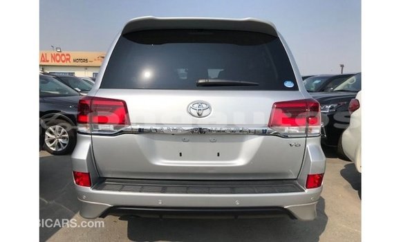 Buy Import Toyota Land Cruiser Other Car in Import - Dubai in Enga Buy Import Toyota Land Cruiser Other Car in Import - Dubai in Enga