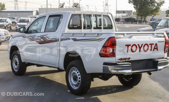 Buy Import Toyota Hilux White Car in Import - Dubai in Enga Buy Import Toyota Hilux White Car in Import - Dubai in Enga