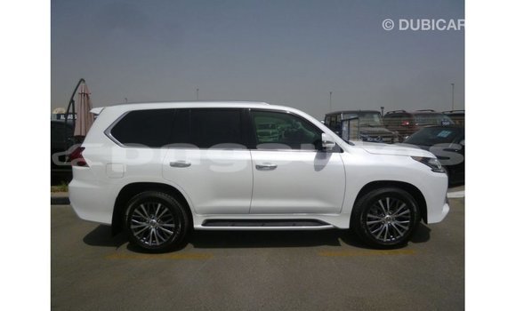 Buy Import Lexus LX White Car in Import - Dubai in Enga Buy Import Lexus LX White Car in Import - Dubai in Enga