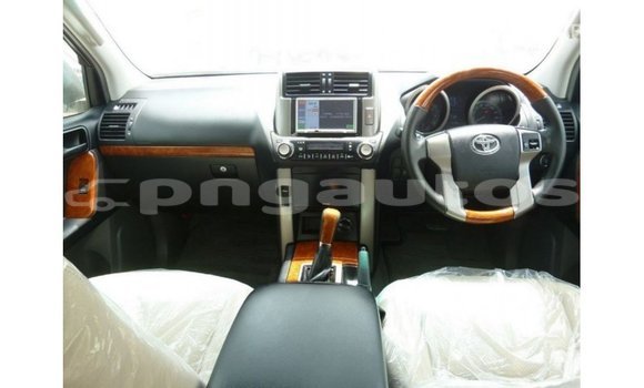 Buy Import Toyota Prado White Car in Import - Dubai in Enga Buy Import Toyota Prado White Car in Import - Dubai in Enga