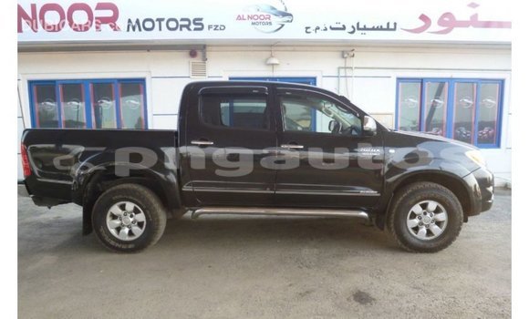 Buy Import Toyota Hilux Black Car in Import - Dubai in Enga Buy Import Toyota Hilux Black Car in Import - Dubai in Enga