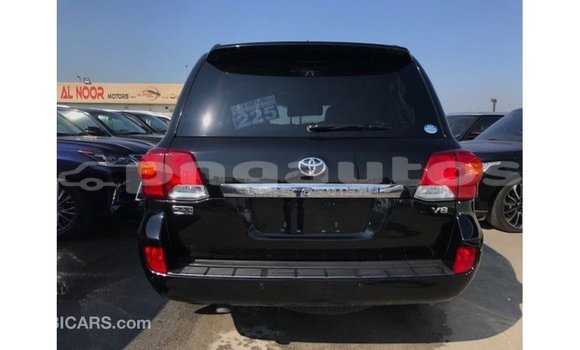 Buy Import Toyota Land Cruiser Black Car in Import - Dubai in Enga Buy Import Toyota Land Cruiser Black Car in Import - Dubai in Enga
