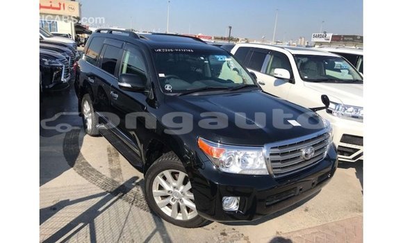 Buy Import Toyota Land Cruiser Black Car in Import - Dubai in Enga Buy Import Toyota Land Cruiser Black Car in Import - Dubai in Enga