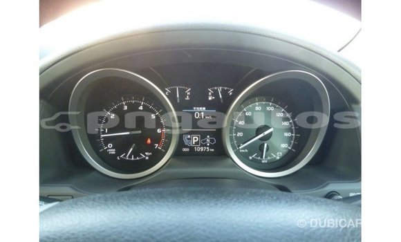 Buy Import Toyota Land Cruiser White Car in Import - Dubai in Enga Buy Import Toyota Land Cruiser White Car in Import - Dubai in Enga