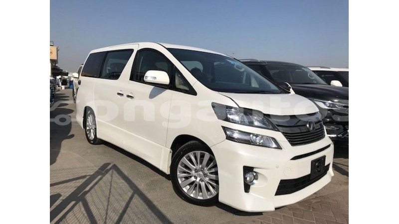 Big with watermark toyota vellfire enga import dubai 5024