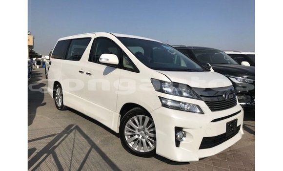 Buy Import Toyota Vellfire White Car in Import - Dubai in Enga Buy Import Toyota Vellfire White Car in Import - Dubai in Enga