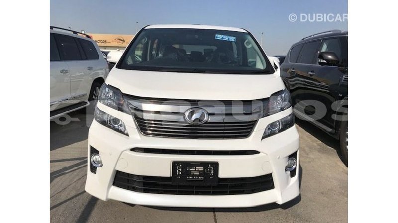 Big with watermark toyota vellfire enga import dubai 5024