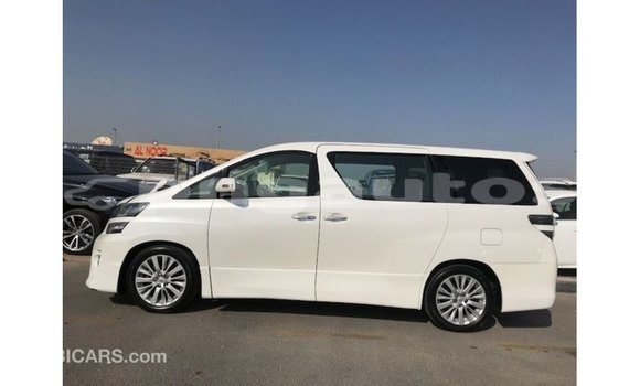 Buy Import Toyota Vellfire White Car in Import - Dubai in Enga Buy Import Toyota Vellfire White Car in Import - Dubai in Enga