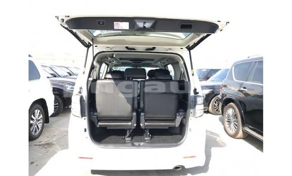 Buy Import Toyota Vellfire White Car in Import - Dubai in Enga Buy Import Toyota Vellfire White Car in Import - Dubai in Enga