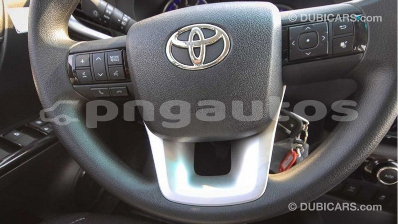 Big with watermark toyota hilux enga import dubai 5026