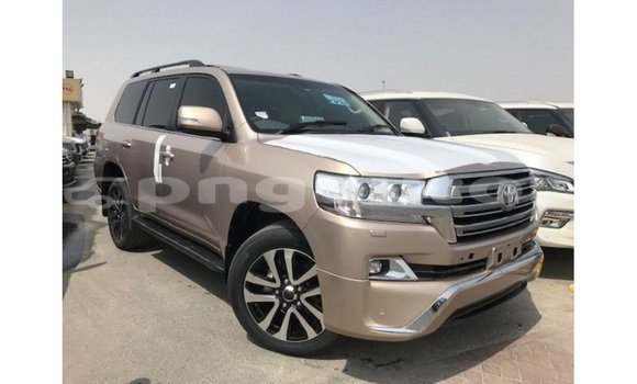 Buy Import Toyota Land Cruiser Other Car in Import - Dubai in Enga Buy Import Toyota Land Cruiser Other Car in Import - Dubai in Enga