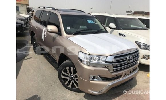 Buy Import Toyota Land Cruiser Other Car in Import - Dubai in Enga Buy Import Toyota Land Cruiser Other Car in Import - Dubai in Enga