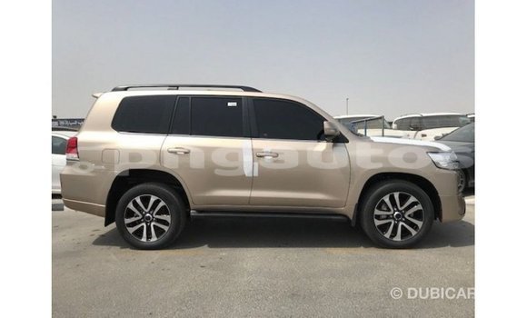 Buy Import Toyota Land Cruiser Other Car in Import - Dubai in Enga Buy Import Toyota Land Cruiser Other Car in Import - Dubai in Enga