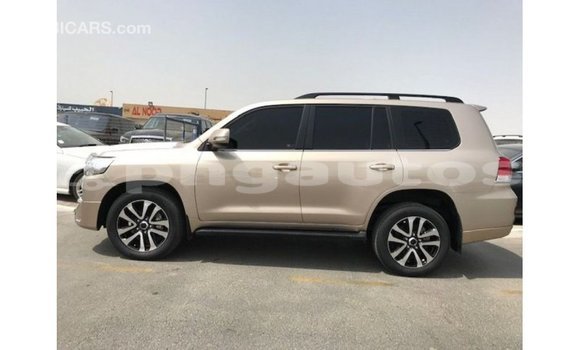 Buy Import Toyota Land Cruiser Other Car in Import - Dubai in Enga Buy Import Toyota Land Cruiser Other Car in Import - Dubai in Enga