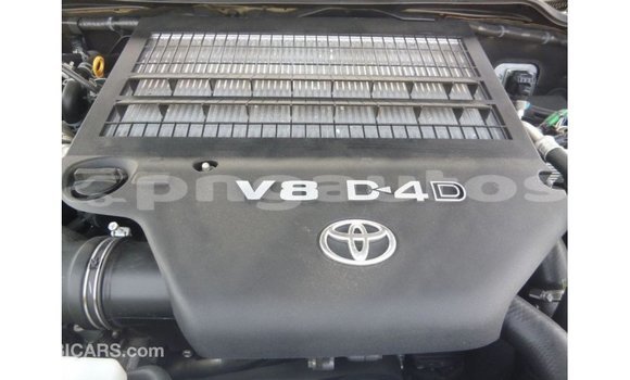 Buy Import Toyota Land Cruiser Black Car in Import - Dubai in Enga Buy Import Toyota Land Cruiser Black Car in Import - Dubai in Enga