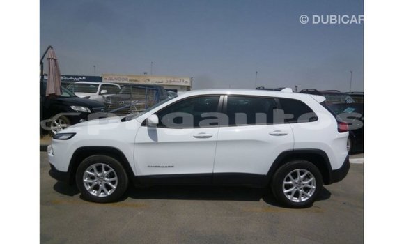 Buy Import Jeep Cherokee White Car in Import - Dubai in Enga Buy Import Jeep Cherokee White Car in Import - Dubai in Enga
