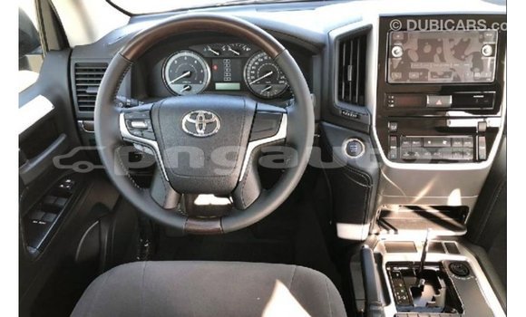 Buy Import Toyota Land Cruiser Black Car in Import - Dubai in Enga Buy Import Toyota Land Cruiser Black Car in Import - Dubai in Enga
