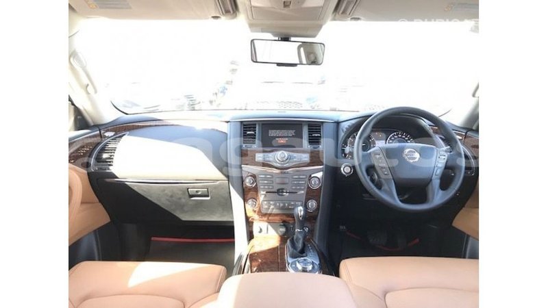 Big with watermark nissan patrol enga import dubai 5035