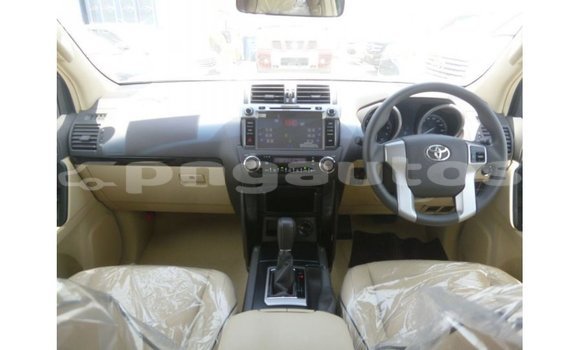 Buy Import Toyota Prado White Car in Import - Dubai in Enga Buy Import Toyota Prado White Car in Import - Dubai in Enga