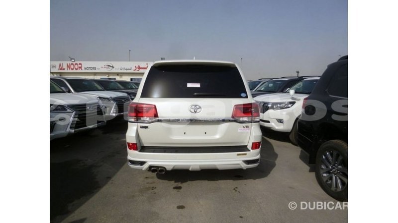 Big with watermark toyota land cruiser enga import dubai 5037