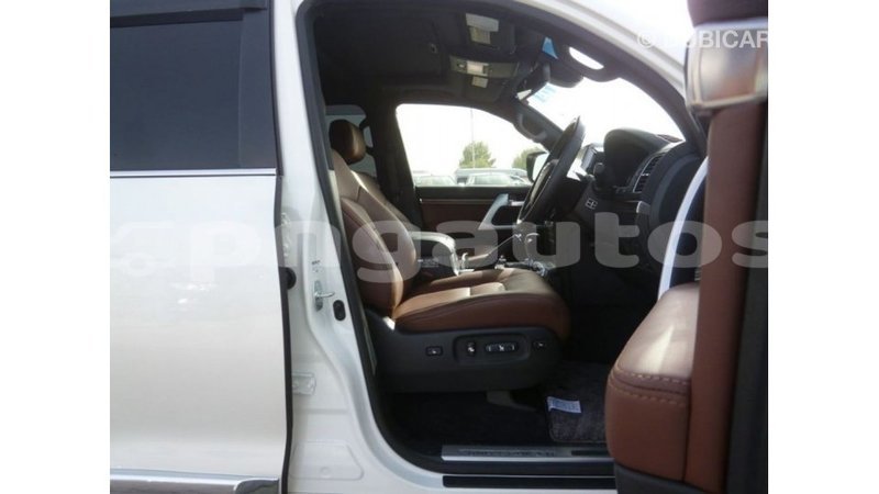 Big with watermark toyota land cruiser enga import dubai 5037