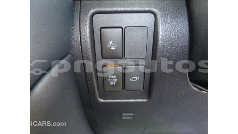 Big with watermark toyota land cruiser enga import dubai 5037