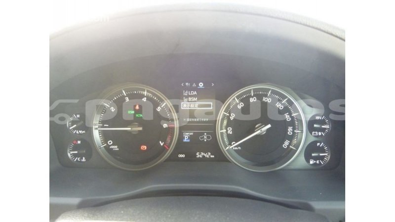 Big with watermark toyota land cruiser enga import dubai 5037