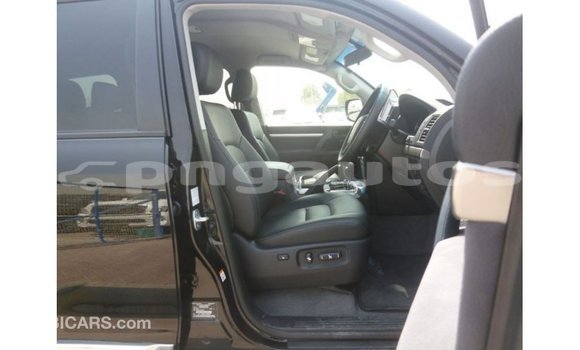 Buy Import Toyota Land Cruiser Black Car in Import - Dubai in Enga Buy Import Toyota Land Cruiser Black Car in Import - Dubai in Enga
