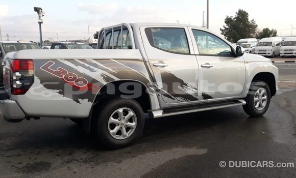 Buy Import Mitsubishi L200 White Car in Import - Dubai in Enga Buy Import Mitsubishi L200 White Car in Import - Dubai in Enga