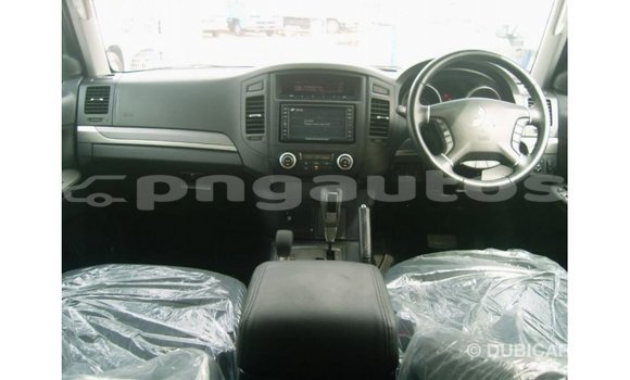 Buy Import Mitsubishi Pajero Black Car in Import - Dubai in Enga Buy Import Mitsubishi Pajero Black Car in Import - Dubai in Enga