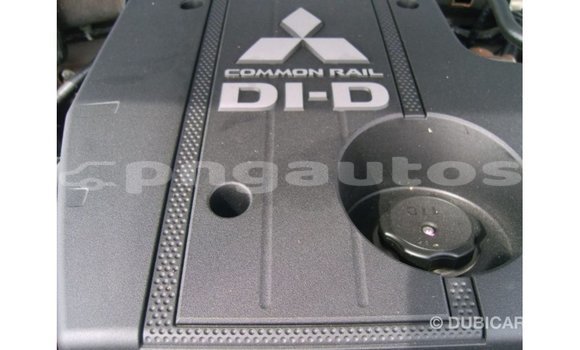 Buy Import Mitsubishi Pajero Black Car in Import - Dubai in Enga Buy Import Mitsubishi Pajero Black Car in Import - Dubai in Enga
