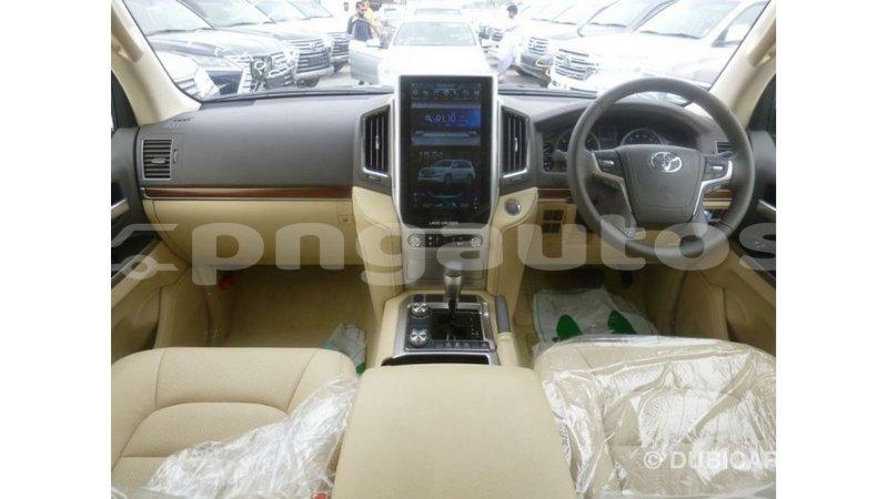 Big with watermark toyota land cruiser enga import dubai 5048