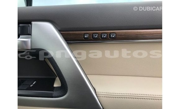 Buy Import Toyota Land Cruiser White Car in Import - Dubai in Enga Buy Import Toyota Land Cruiser White Car in Import - Dubai in Enga