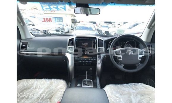 Buy Import Toyota Land Cruiser Black Car in Import - Dubai in Enga Buy Import Toyota Land Cruiser Black Car in Import - Dubai in Enga